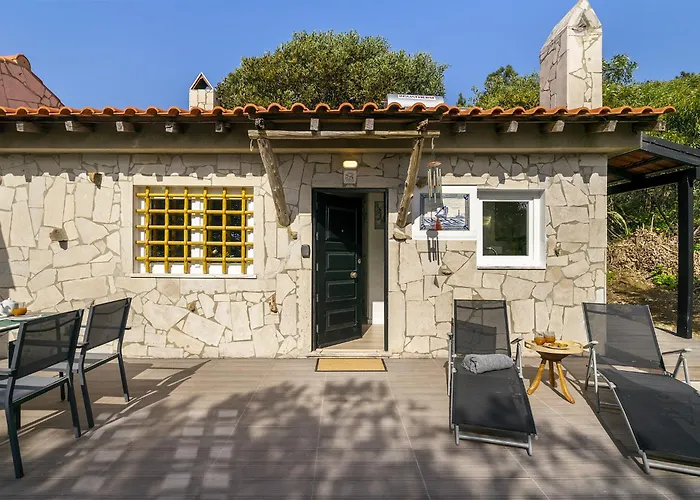 Сasa de vacaciones Whome Wilderness Escape: Secluded Haven For Remote Work Colares